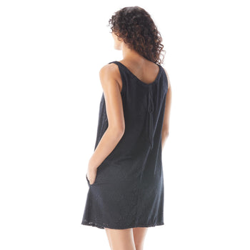 Product image for 001 BLACK