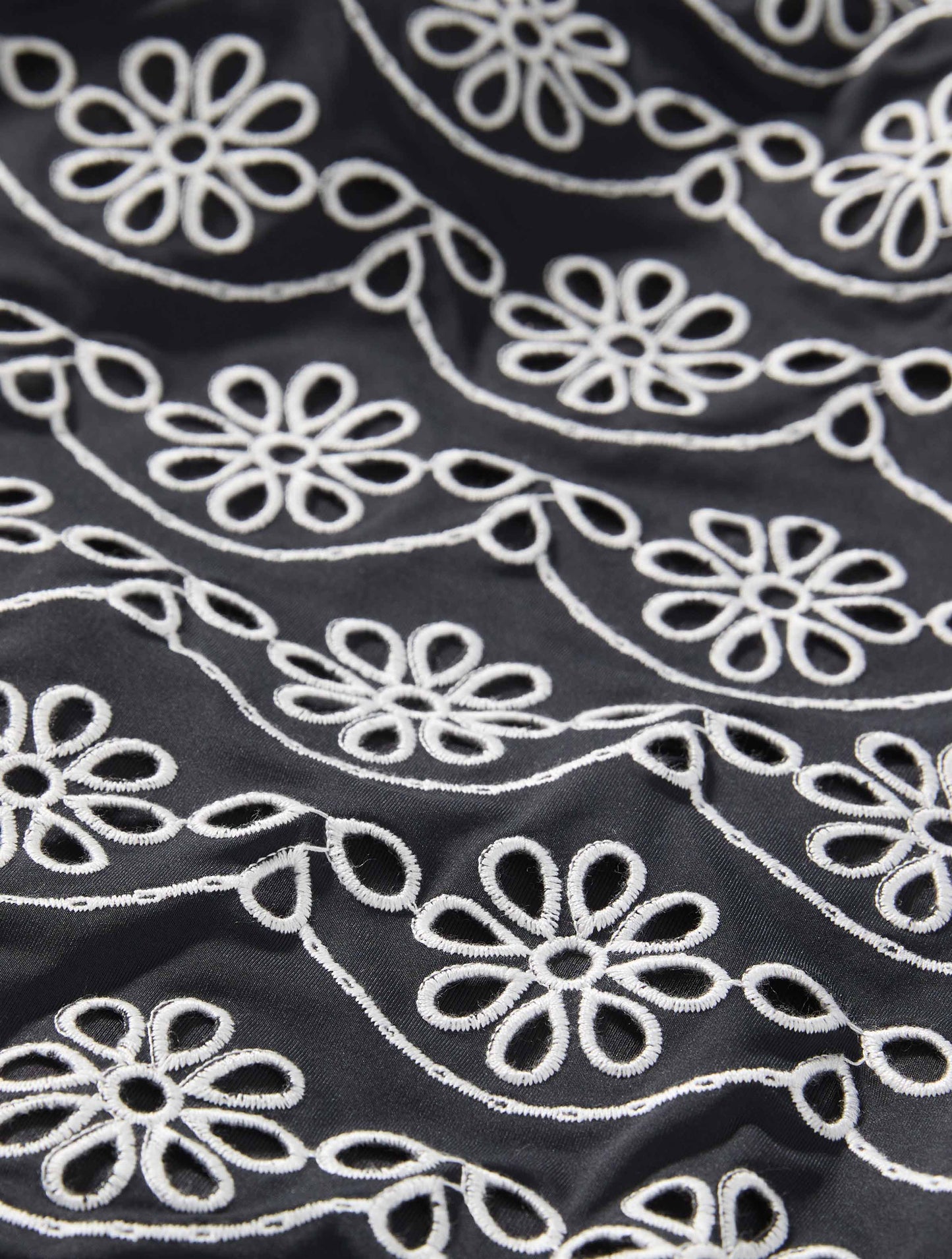 Product image for 001 BLACK