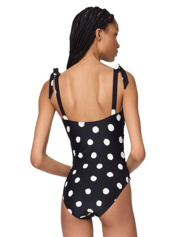 Product image for 001 BLACK