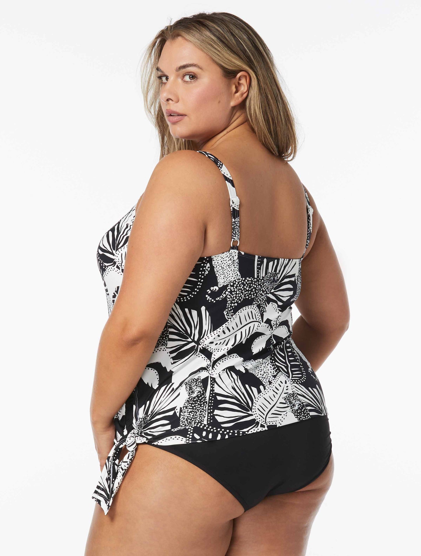 Product image for 006 CAST-BLACK