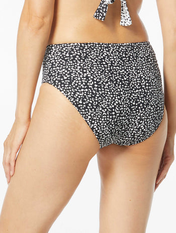 Product image for 006 CAST-BLACK