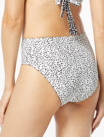 Product image for 006 CAST-BLACK