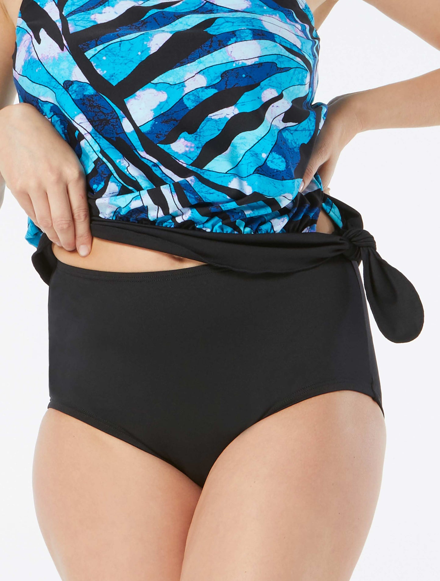 Product image for 001 BLACK