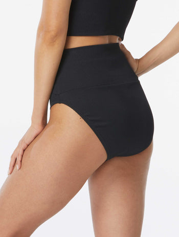 Product image for 001 BLACK