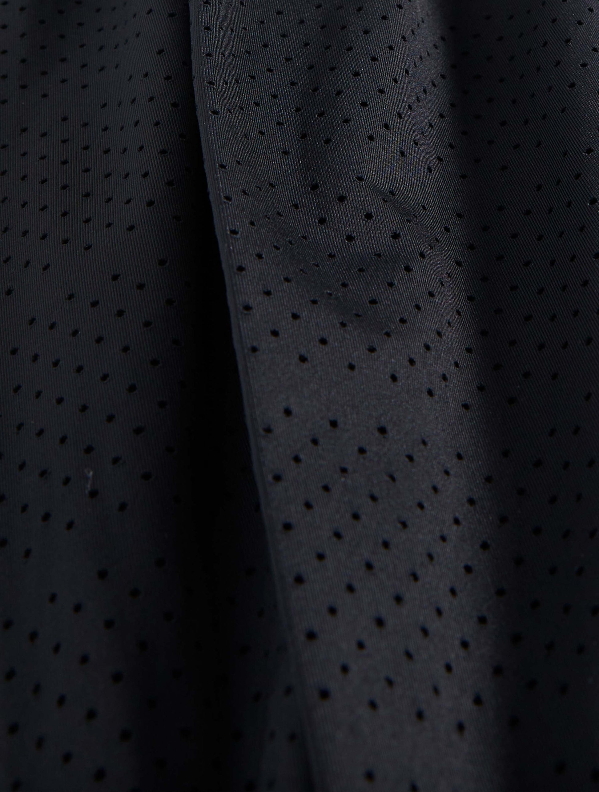 Product image for 001 BLACK