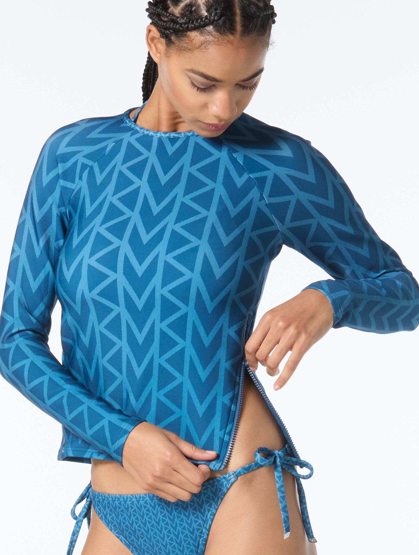 MICHAEL Michael Kors Side Zip Rash Guard - MK Logo Scuba