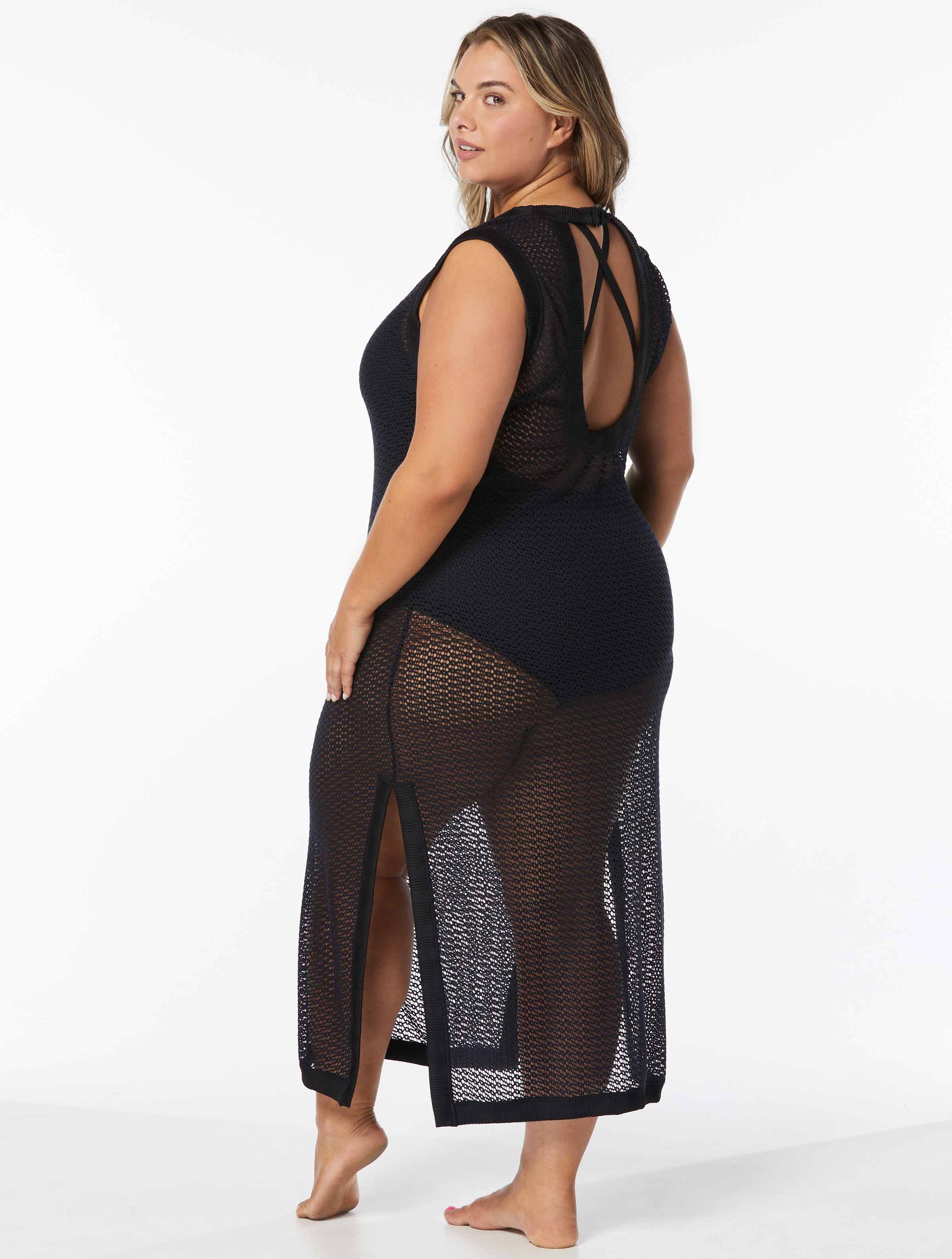 Product image for 006 CAST-BLACK