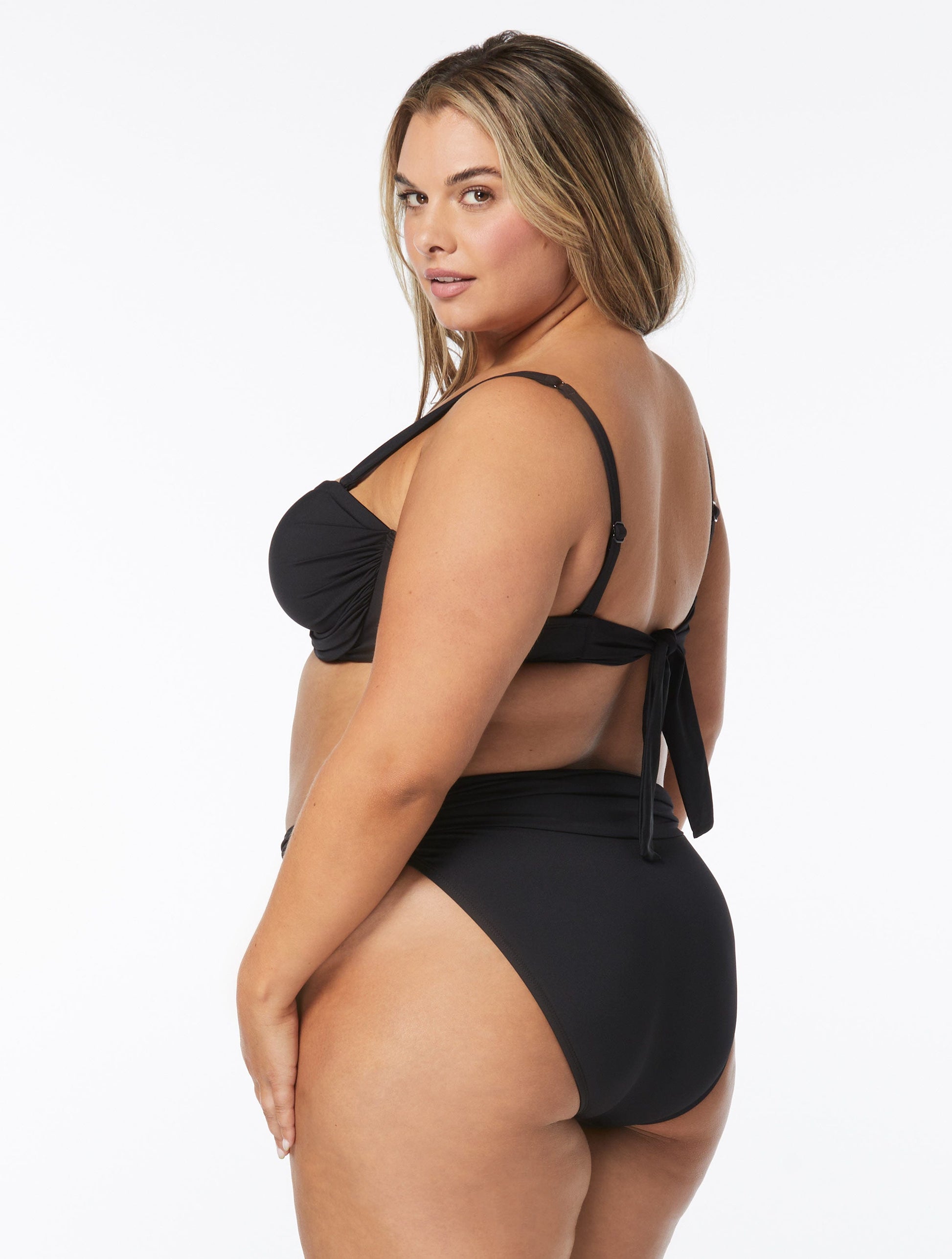 Product image for 006 CAST-BLACK