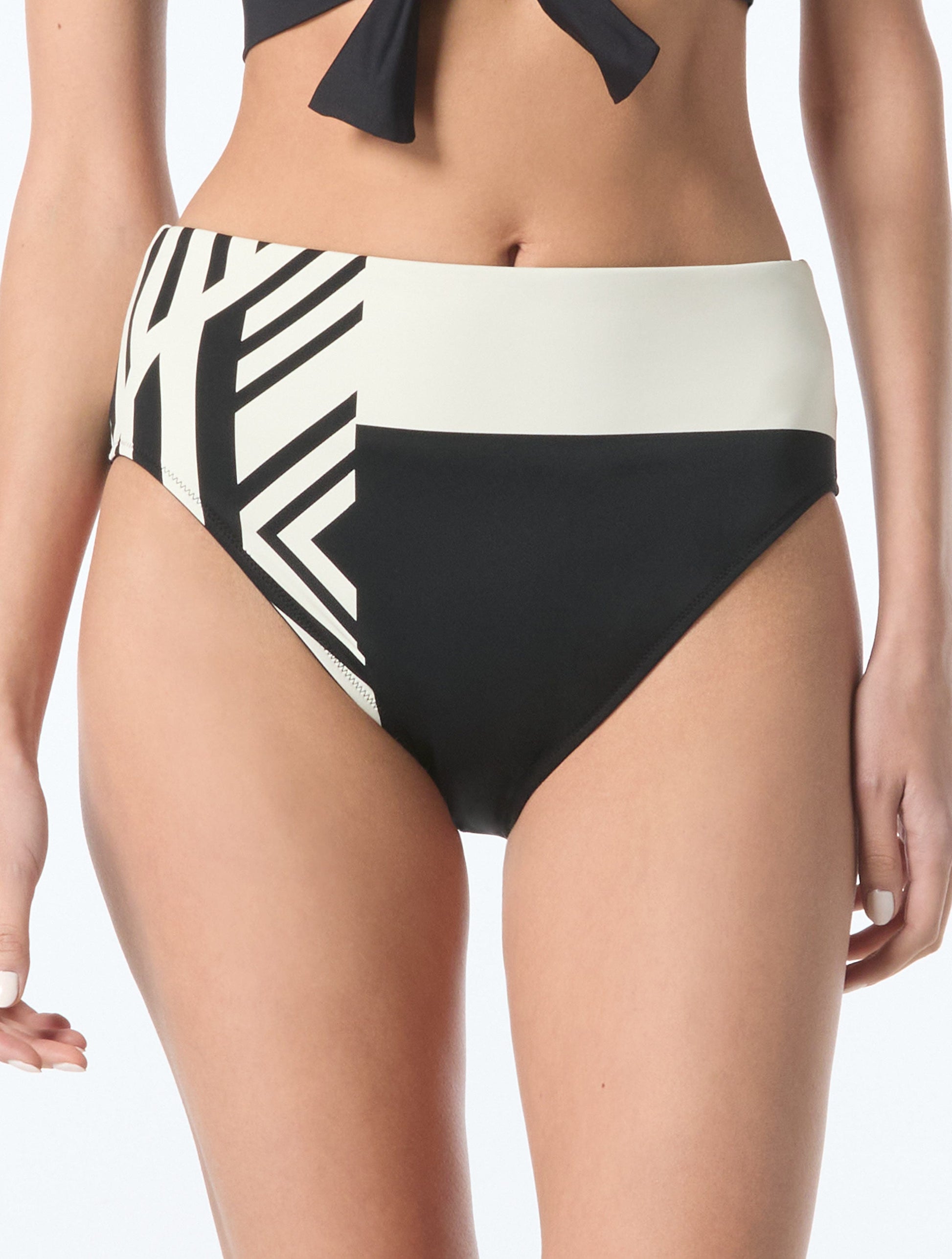 Product image for 001 BLACK