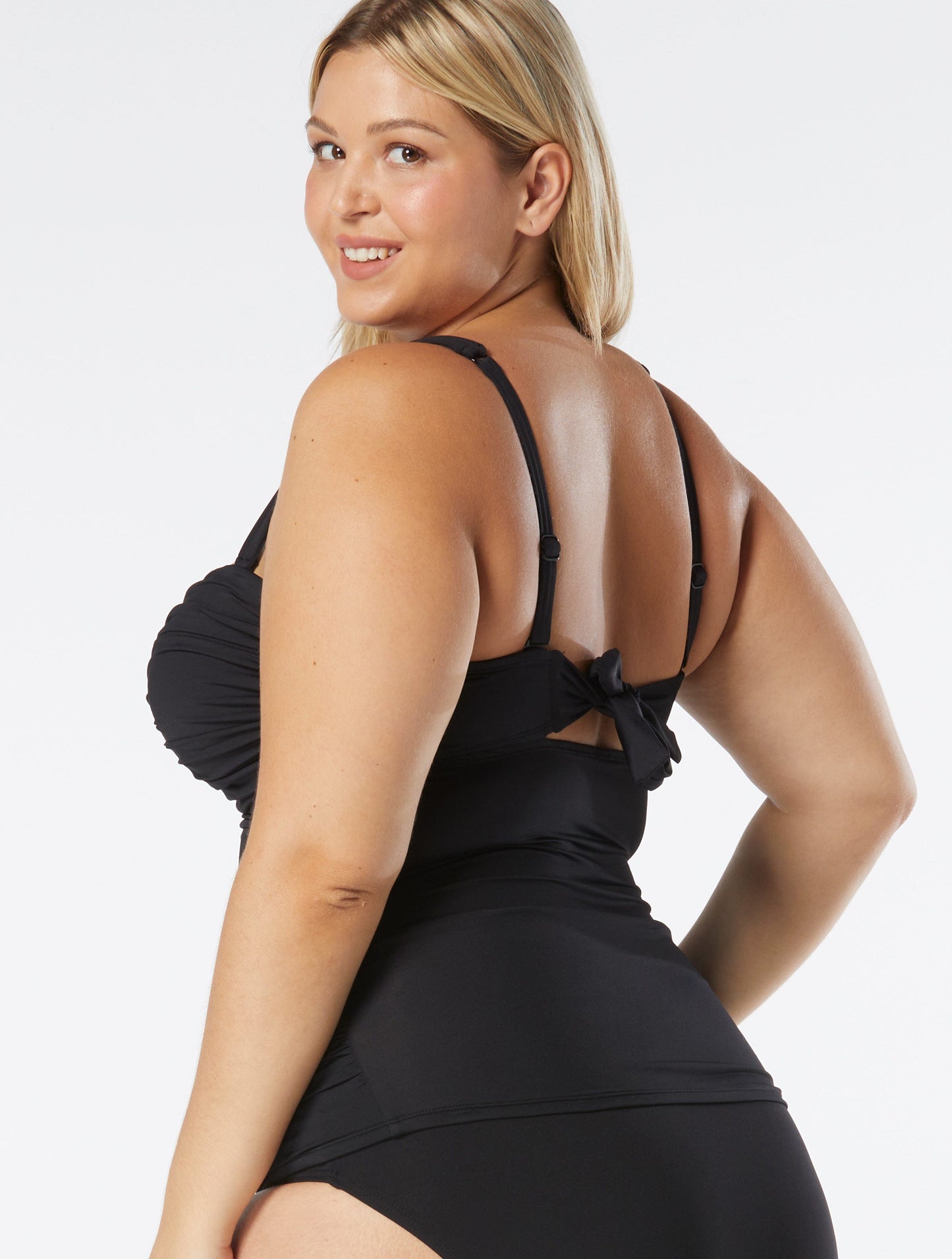 Product image for 006 CAST-BLACK